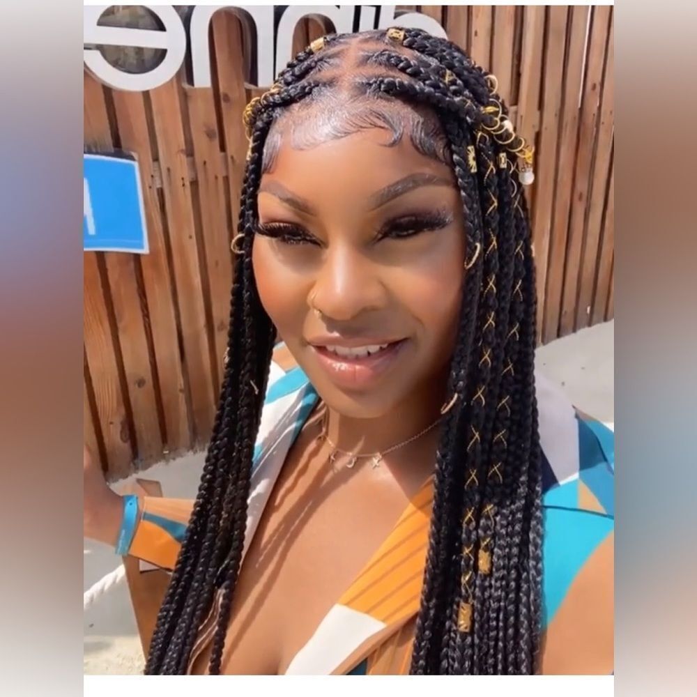 Celebrity|13x8 Hd lace front Knotless box braided wig w/ baby hair